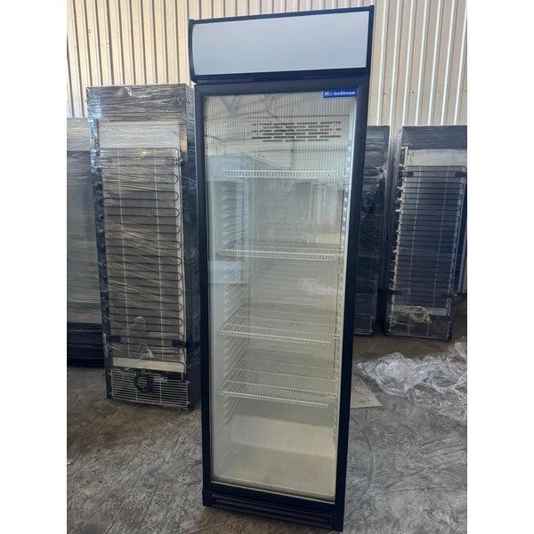 Холодильный шкаф UBC Icestream Eco б/у