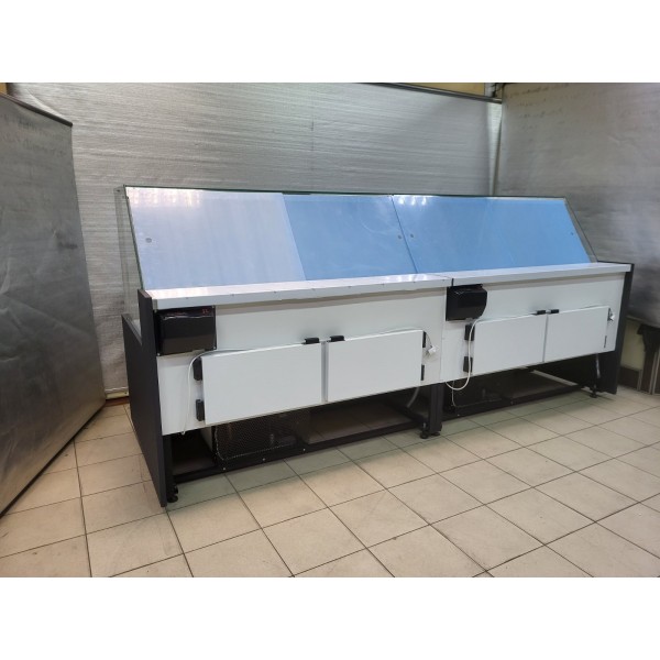 Холодильна вітрина універсальна куб KUM GASTRONOMY DROPLET 3.0 Статичний