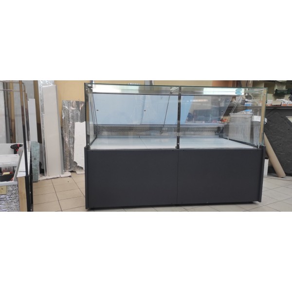 Холодильна вітрина універсальна куб KUM GASTRONOMY TORNADO 2.0