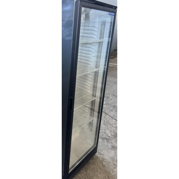 Двері для холодильної шафи UBC Eco б/в