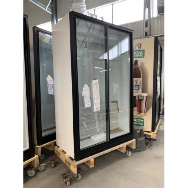 Холодильна шафа вітрина UBC Extra Large Full Door