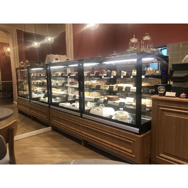 Холодильная витрина кондитерская с прямым стеклом JUKA VDL108A