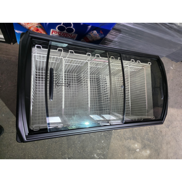 Морозильный ларь (камера, сундук) с гнутым стеклом Juka M400S бу