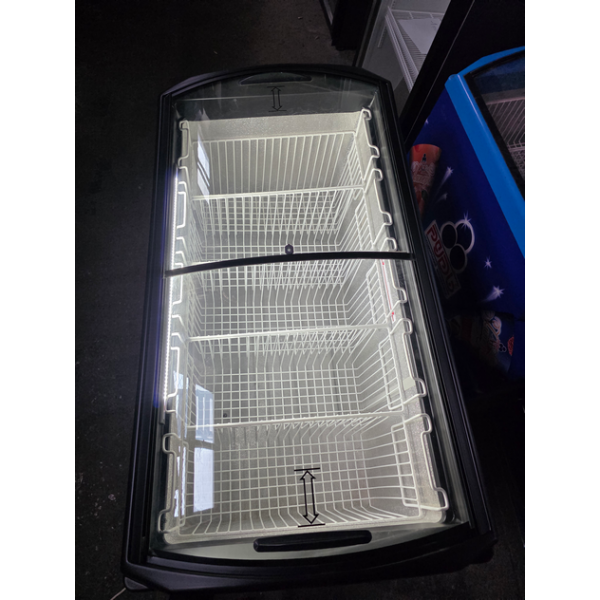 Морозильный ларь (камера, сундук) с гнутым стеклом Juka M400S бу