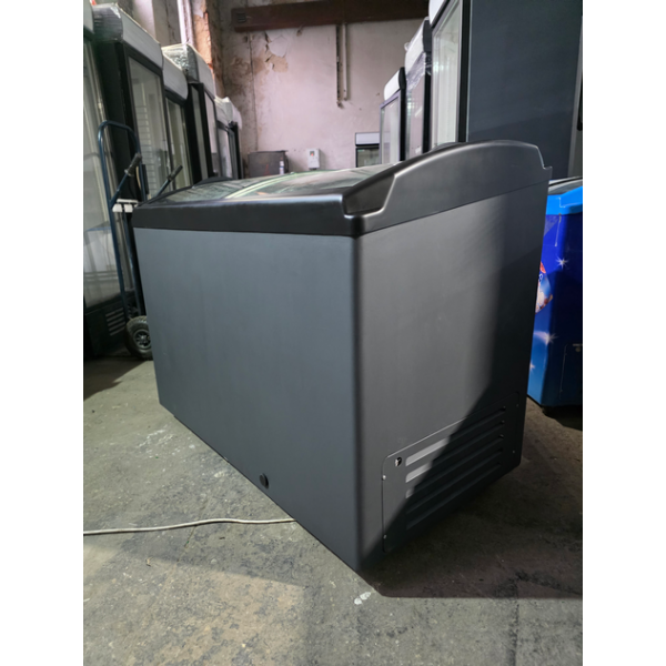 Морозильный ларь (камера, сундук) с гнутым стеклом Juka M400S бу